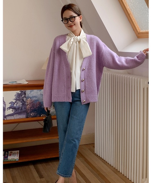 BIRTHDAY BASH(バースデイバッシュ)の「METAL BUTTON CARDIGAN(メタルボタンニットカーディガン)(カーディガン/ボレロ・レディース・パープル/ブルー・FREE)」の10枚目の写真