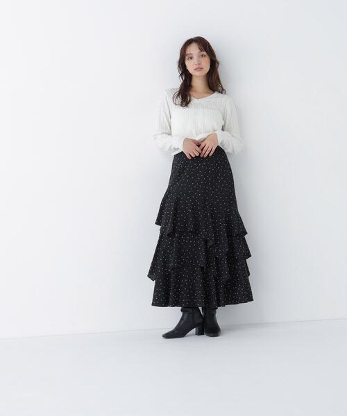 NATURAL BEAUTY BASIC(ナチュラルビューティーベーシック)の「ミニケーブルVネックニット(ニット/セーター・レディース・ブルー/ネイビー/オフホワイト・FREE)」の4枚目の写真