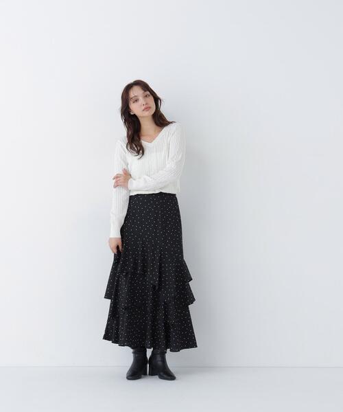 NATURAL BEAUTY BASIC(ナチュラルビューティーベーシック)の「ミニケーブルVネックニット(ニット/セーター・レディース・ブルー/ネイビー/オフホワイト・FREE)」の10枚目の写真