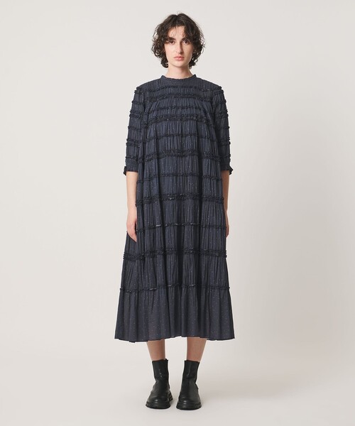 Pheeta(フィータ)の「<Pheeta>Billie ドットプリント ロングワンピース / 016C-39P(ワンピース・レディース・ベージュ/ネイビー・2/1)」の7枚目の写真