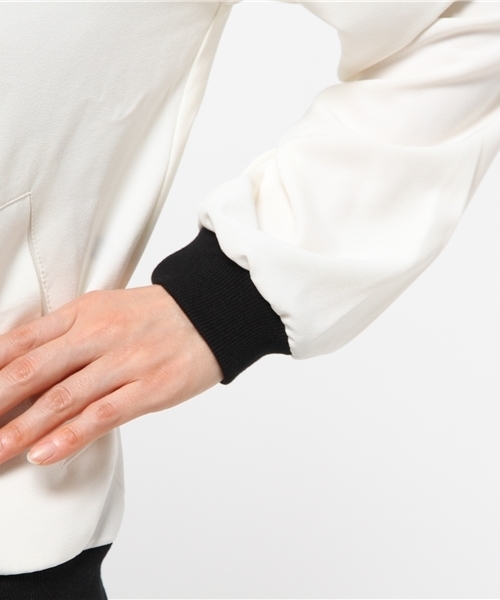 VENCEEXCHANGE（ヴァンスエクスチェンジ）の「ジョーゼットMA-1                  （MA-1・レディース・オフホワイト/ライトカーキ/ブラック・MEDIUM）」の12枚目の写真