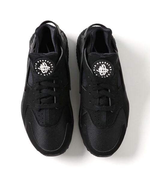 NIKE(ナイキ)の「NIKE AIR HUARACHE(スニーカー・メンズ・ブラック/グレー/ホワイト・28/27.5/26.5/27/26)」の7枚目の写真