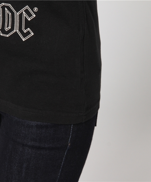 HYSTERIC GLAMOUR（ヒステリックグラマー）の「ACDC/FOR THOSE ABOUT TO ROCK プリント Tシャツ（Tシャツ/カットソー・レディース・グリーン/ブラック/レッド・FREE）」の9枚目の写真