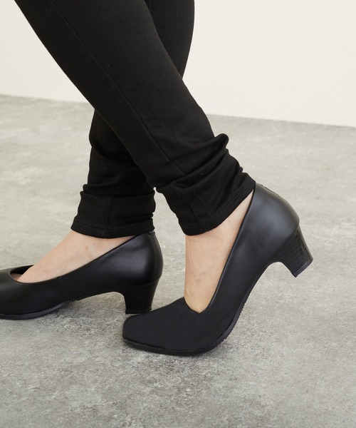 LUGG NAGG(ラグナグ)の「【Le son/ル ソン】牛革 カウレザースクエアパンプス(パンプス・レディース・ブラック・25/23.5/23/22.5/22/25.5/26/21.5/24.5/24)」の8枚目の写真