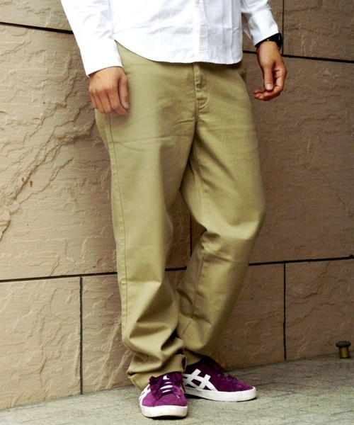 Dickies（ディッキーズ）の「WEGO/フェイダーストレートパンツ（チノパンツ・メンズ・グレイッシュベージュ/オリーブ/ネイビー/ブルー系その他/ワイン・SMALL/MEDIUM/LARGE/X-LARGE）」の2枚目の写真