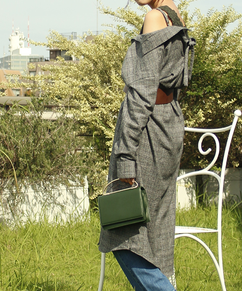 ASZAKKA（アザッカ）の「３ＷａｙファーＳＤＢＡＧ【バッグ】（ショルダーバッグ・レディース・ボルドー/ダークグリーン/ブラック・FREE）」の3枚目の写真