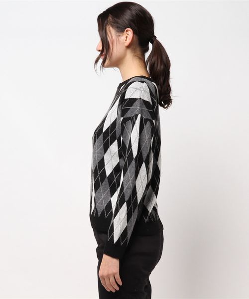 LIPSTAR（リップスター）の「アーガイルジャガードニット（ニット/セーター・レディース・ブラック系その他/イエロー系その他/レッド系その他・M）」の17枚目の写真