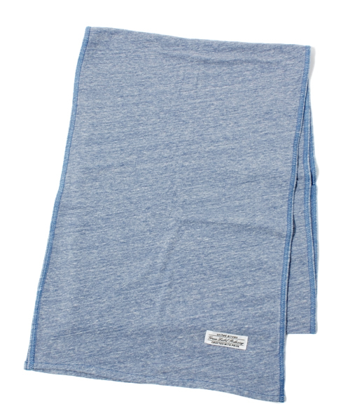 green label relaxing(グリーンレーベルリラクシング)の「TRI BLEND JERSEY マフラー(マフラー・メンズ・グレー/ダークグレー/ブラウン/ライトピンク/レッド/ライトブルー/ネイビー・フリー)」の4枚目の写真