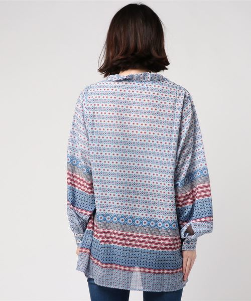 PUNYUS（プニュズ）の「プリントチュニック（シャツ/ブラウス・レディース・ブルー/グリーン/レッド・1/2/3/4）」の4枚目の写真