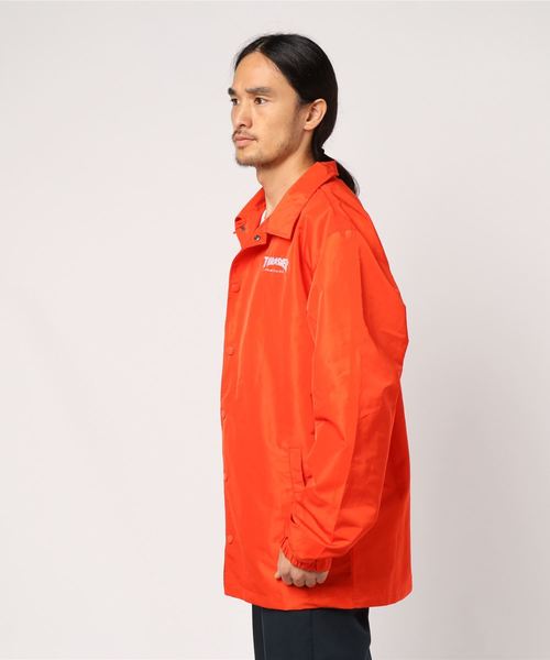 THRASHER（スラッシャー）の「HOMETOWN COACH JACKET/スラッシャー コーチジャケット ユニセックス バックプリント（ナイロンジャケット・メンズ・ブラック/ブルー/グリーン/マルーン/ベージュ/オレンジ・SMALL/MEDIUM/LARGE/X-LARGE）」の7枚目の写真