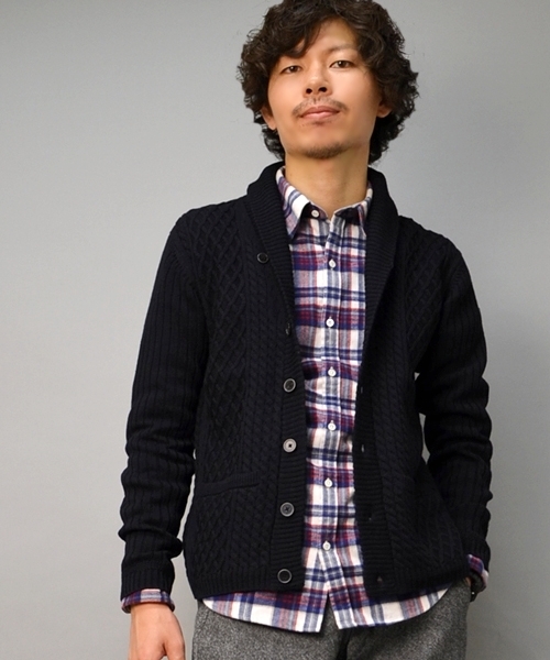 SHIPS(シップス)の「SC: ランダムアラン ショールカーディガン(カーディガン/ボレロ・メンズ・グレー/レッド/イエロー/ネイビー/オリーブ・SMALL/MEDIUM/LARGE/X-LARGE)」の3枚目の写真