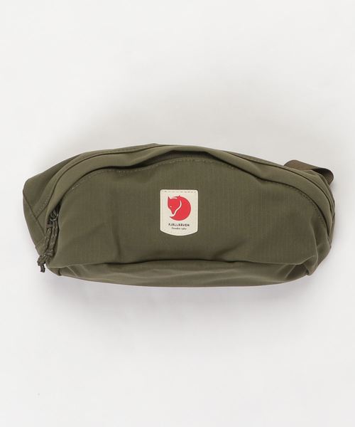 FJALL RAVEN (フェールラーベン)の「Ulvo Hip Pack Medium (FJALLRAVEN/フェールラーベン)(ボディバッグ/ウエストポーチ・メンズ・ブラック/カーキオリーブ/ダークブルー/キャメル/ダークネイビー/グリーン系その他/レッド/グリーン/オレンジ/グリーン系その他2・ONE SIZE)」の3枚目の写真