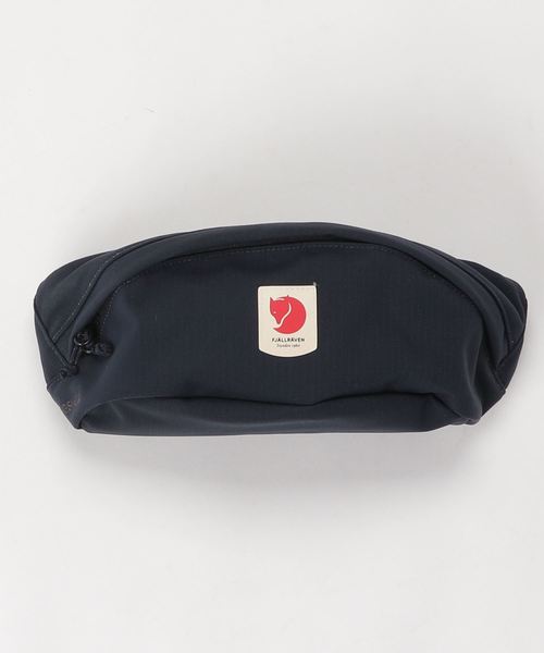 FJALL RAVEN (フェールラーベン)の「Ulvo Hip Pack Medium (FJALLRAVEN/フェールラーベン)(ボディバッグ/ウエストポーチ・メンズ・ブラック/カーキオリーブ/ダークブルー/キャメル/ダークネイビー/グリーン系その他/レッド/グリーン/オレンジ/グリーン系その他2・ONE SIZE)」の7枚目の写真