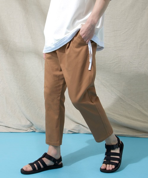 EMMA CLOTHES（エマクローズ）の「カツラギストレッチ1タックアンクルテーパードチノパンツ（チノパンツ・メンズ・ブラック/ベージュ/ネイビー/ブラウン系その他/ブルー系その他/チャコール/アイボリー/ダークブラウン・S/M/L）」の6枚目の写真