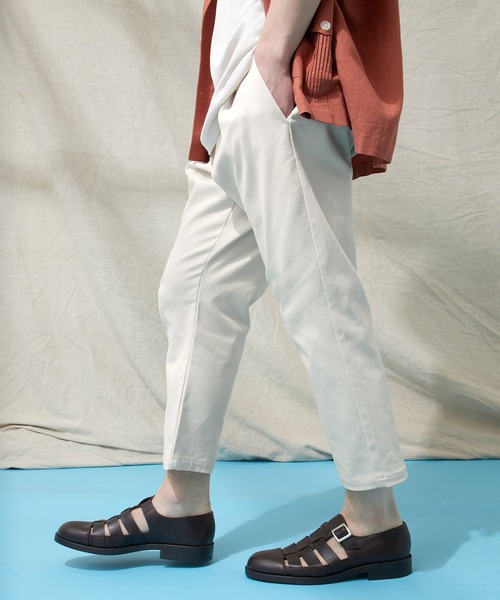 EMMA CLOTHES（エマクローズ）の「カツラギストレッチ1タックアンクルテーパードチノパンツ（チノパンツ・メンズ・ブラック/ベージュ/ネイビー/ブラウン系その他/ブルー系その他/チャコール/アイボリー/ダークブラウン・S/M/L）」の2枚目の写真