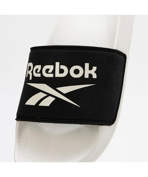 Reebok（リーボック）の「フルギア スライド W（サンダル・レディース・ブラック系その他/ベージュ/ホワイト×グレー/ブラック×ホワイト・23.0cm/26.0cm/24.0cm/22.0cm/25.0cm）」の11枚目の写真
