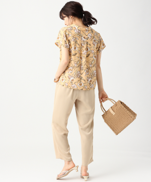 A part by（アパートバイ）の「PハナガラカイキンシャツSS  833583（シャツ/ブラウス・レディース・ブラック系その他/ホワイト系その他/ベージュ系その他・FREE）」の9枚目の写真