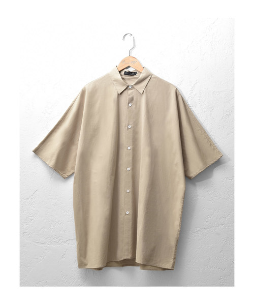 MinoriTY（マイノリティ）の「【MinoriTY】オーバーサイズドルマンスリーブ半袖シャツ メンズ 秋服 夏服 ロング丈 無地（シャツ/ブラウス・メンズ・ネイビー/ホワイト/ベージュ/ブラック/カーキ・L/M）」の15枚目の写真