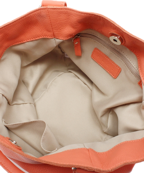 PLST（プラステ）の「カウレザートートバッグ（小）（トートバッグ・レディース・ベージュ/グレー/コーラル・FREE）」の9枚目の写真