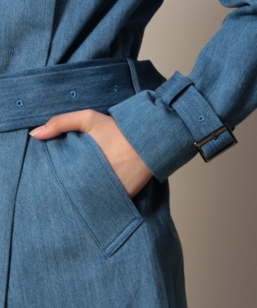 BEAUTY&YOUTH UNITED ARROWS（ビューティーアンドユースユナイテッドアローズ）の「BY デニムノーカラートレンチコート ◆（トレンチコート・レディース・ネイビー/ライトブルー・SMALL/MEDIUM）」の11枚目の写真