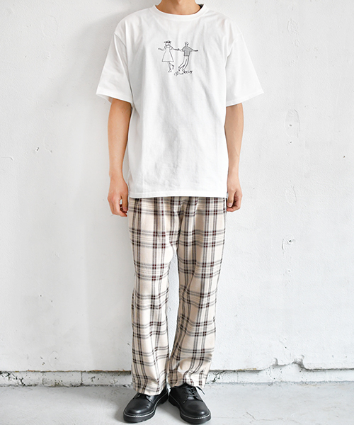 PairPair(ペアペア)の「カップルプリントT(Tシャツ/カットソー・メンズ・ブラック/オフホワイト・FREE)」の3枚目の写真