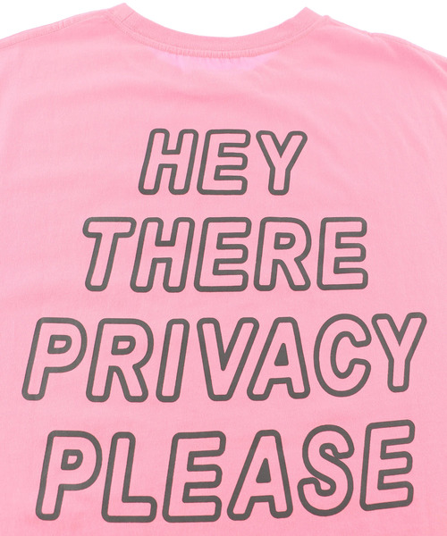 FLAG by ALEXIA STAM（フラッグバイアリシアスタン）の「PRIVACY Tee/プライバシーTシャツ（Tシャツ/カットソー・レディース・ホワイト/パープル/ピンク・FREE）」の11枚目の写真
