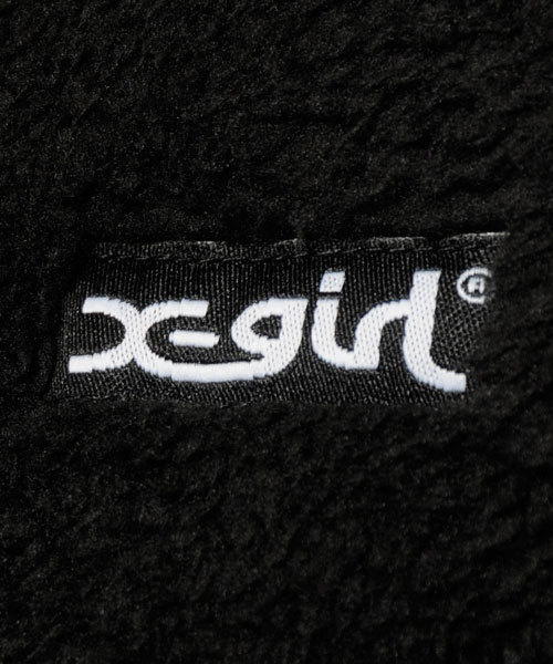 X-girl(エックスガール)の「FLUFFY HOODIE 2014(ブルゾン・レディース・ホワイト/マルチ/ブラック/レッド/ネイビー・1/2)」の13枚目の写真