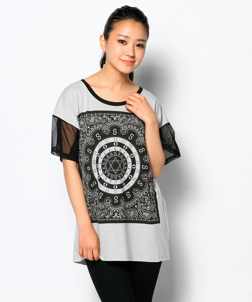 AGOSTO（アゴスト）の「バンダナプリントBIG　Tシャツ（Tシャツ/カットソー・レディース・ホワイト系/ブラック系・MEDIUM）」の11枚目の写真