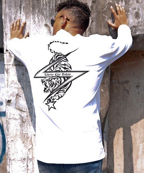 LIBERTY CITY（リバティシティ）の「【LIBERTY CITY/リバティーシティ】 [TIGER & STAR] ロンT（Tシャツ/カットソー・メンズ・ホワイト/ブラック・2/4/3）」の14枚目の写真