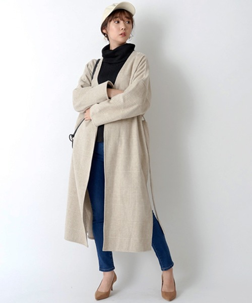 STYLEBLOCK(スタイルブロック)の「ビッググレンチェック柄ドロップショルダーガウンコート(チェスターコート・レディース・ベージュ/ブラック/グレー・M)」の3枚目の写真