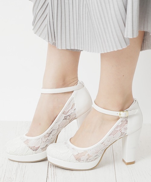 attagirl(アタガール)の「アンクルストラップパンプス(パンプス・レディース・ホワイト/ブラック/ホワイト系その他/ブラック系その他/ブラック系その他2/ベージュ/アイボリー/シルバー系その他3/ブラック系その他3・LL/M/L/S)」の3枚目の写真