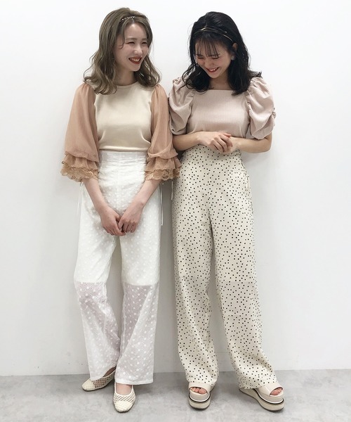 one after another NICE CLAUP（ワンアフターアナザーナイスクラップ）の「袖ギャザーバックリボントップス（Tシャツ/カットソー・レディース・ピンクベージュ/ブラック/オフホワイト/グレー・FREE）」の6枚目の写真