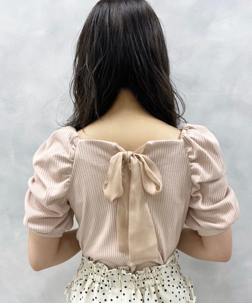 one after another NICE CLAUP（ワンアフターアナザーナイスクラップ）の「袖ギャザーバックリボントップス（Tシャツ/カットソー・レディース・ピンクベージュ/ブラック/オフホワイト/グレー・FREE）」の11枚目の写真