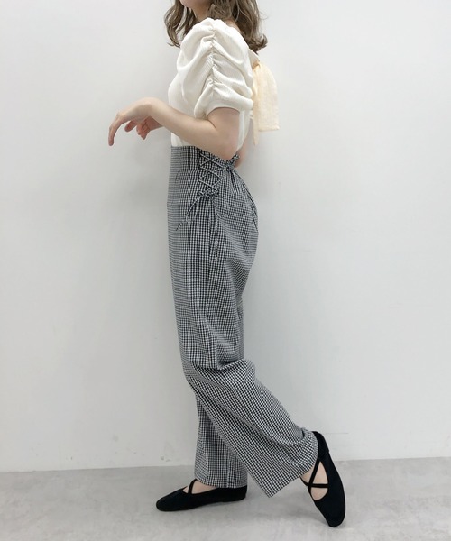 one after another NICE CLAUP（ワンアフターアナザーナイスクラップ）の「袖ギャザーバックリボントップス（Tシャツ/カットソー・レディース・ピンクベージュ/ブラック/オフホワイト/グレー・FREE）」の13枚目の写真