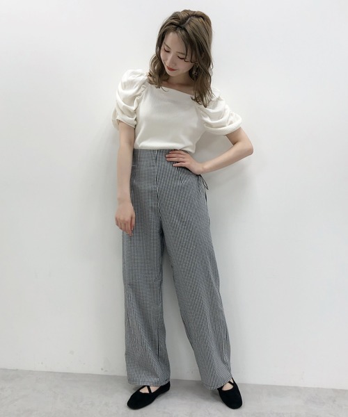 one after another NICE CLAUP（ワンアフターアナザーナイスクラップ）の「袖ギャザーバックリボントップス（Tシャツ/カットソー・レディース・ピンクベージュ/ブラック/オフホワイト/グレー・FREE）」の14枚目の写真