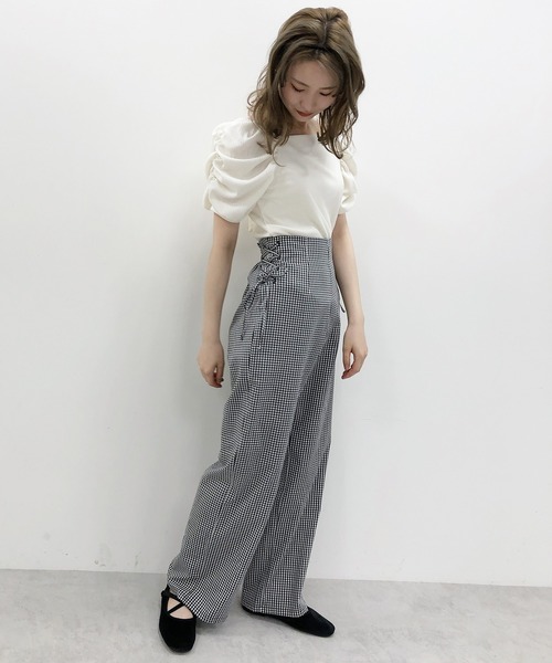 one after another NICE CLAUP（ワンアフターアナザーナイスクラップ）の「袖ギャザーバックリボントップス（Tシャツ/カットソー・レディース・ピンクベージュ/ブラック/オフホワイト/グレー・FREE）」の15枚目の写真