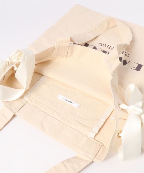 ap retro（アプレトロ）の「サイドリボンロゴプリントキャンバストートバッグ【ZOZO限定アイテム】（トートバッグ・レディース・ブラック/アイボリー・FREE）」の11枚目の写真