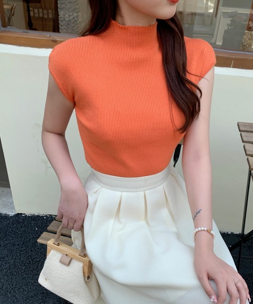 emi+（エミプラス）の「フレンチスリーブサマーリブニットトップス（Tシャツ/カットソー・レディース・ホワイト/ブラック/ベージュ/パープル/グレー/オレンジ/ブルー/アイボリー/ライトピンク/マスタード/ブルーグレー・FREE）」の11枚目の写真