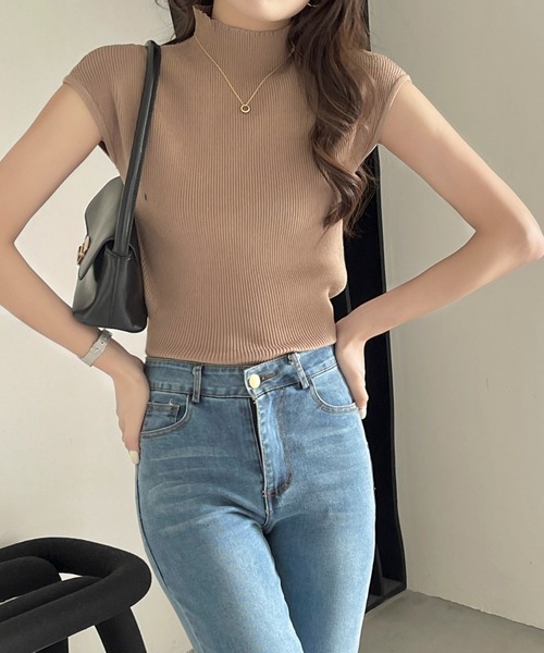 emi+（エミプラス）の「フレンチスリーブサマーリブニットトップス（Tシャツ/カットソー・レディース・ホワイト/ブラック/ベージュ/パープル/グレー/オレンジ/ブルー/アイボリー/ライトピンク/マスタード/ブルーグレー・FREE）」の20枚目の写真