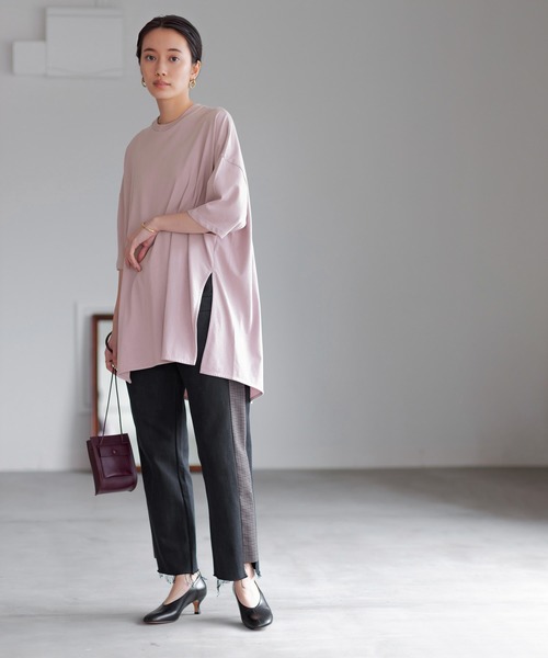 ADAM ET ROPE'（アダムエロペ）の「ポンチョＴシャツ（Tシャツ/カットソー・レディース・ブラック/オフホワイト/ベージュ/パープル・FREE）」の18枚目の写真