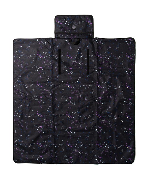 KiU（キウ）の「600D ピクニックシート（アウトドアグッズ・メンズ・ブラック/ネイビー/ホワイト×ブルー/ブラウン系カモフラージュ/ホワイト系その他/ブラック系その他/グレー系その他/ベージュ系その他/ブラック系その他2/ブラック系その他3/ベージュ系その他2/レッド系その他/ブルー系その他/ダークブラック・FREE）」の21枚目の写真