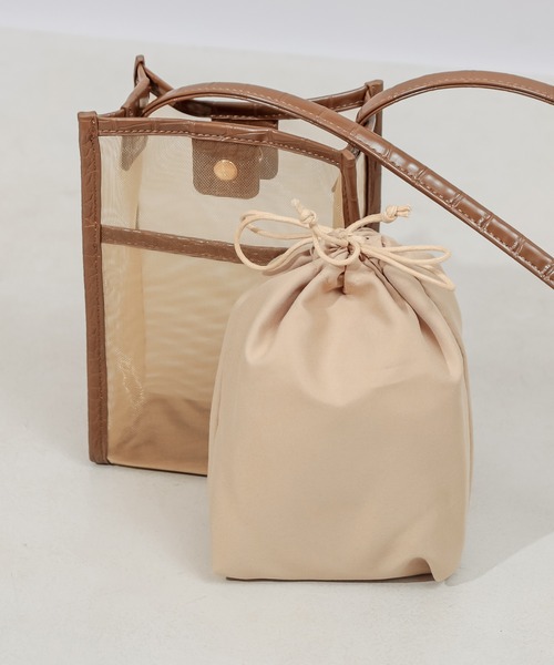 DISCOAT（ディスコート）の「チュールスクエアショルダーバッグ（ショルダーバッグ・レディース・ベージュ/ブラック・FREE）」の4枚目の写真