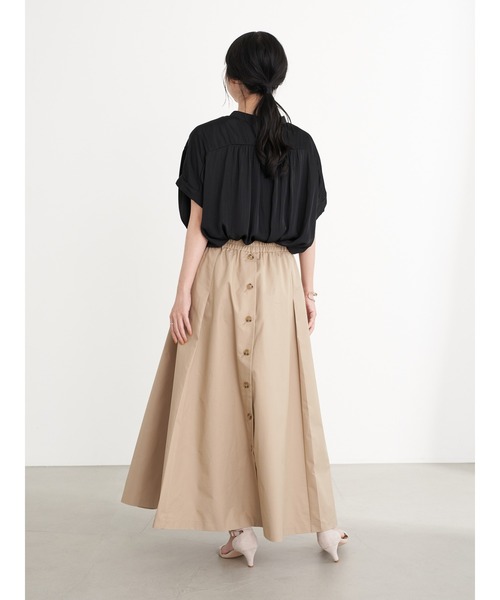 earth music&ecology（アースミュージックアンドエコロジー）の「釦フレアスカート ＊（スカート・レディース・ベージュ/ネイビー/キャメル・FREE）」の7枚目の写真