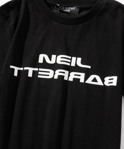 NEIL BARRETT（ニールバレット）の「Neil Barrett（ニール バレット）Tシャツカットソー（Tシャツ/カットソー・キッズ・ホワイト/ブラック/レッド/ブルー・4YEAR/6YEAR/8YEAR/14Y/10YEAR/12YEAR）」の19枚目の写真