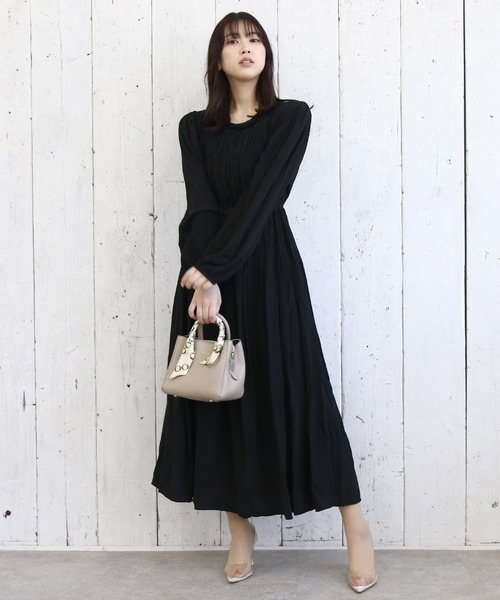 Roomy's（ルーミーズ）の「ウエストシャーリングロングワンピース（ワンピース・レディース・ブラック/ピンク/ベージュ・FREE）」の8枚目の写真