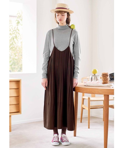 シロップ.(シロップ.)の「チュニックにもなる プリーツキャミワンピ(ワンピース・レディース・チョコ/グレー・X-LARGE/MEDIUM/SMALL/LARGE/XX-LARGE)」の8枚目の写真