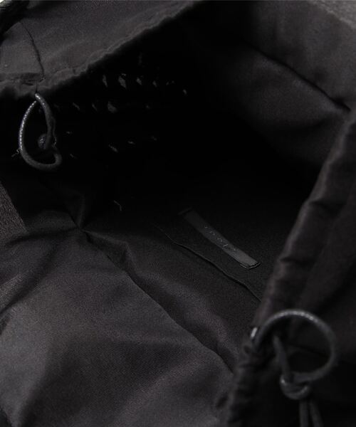 clear（クリア）の「タッセル付きカコバッグ（かごバッグ・レディース・ブラック/ベージュ・F）」の5枚目の写真