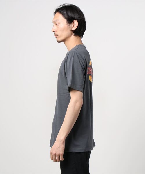 WEGO(ウィゴー)の「WEGO/アメリカンロゴプリントTシャツ(Tシャツ/カットソー・メンズ・カーキ/スミクロ・X-LARGE/SMALL/MEDIUM/LARGE)」の18枚目の写真