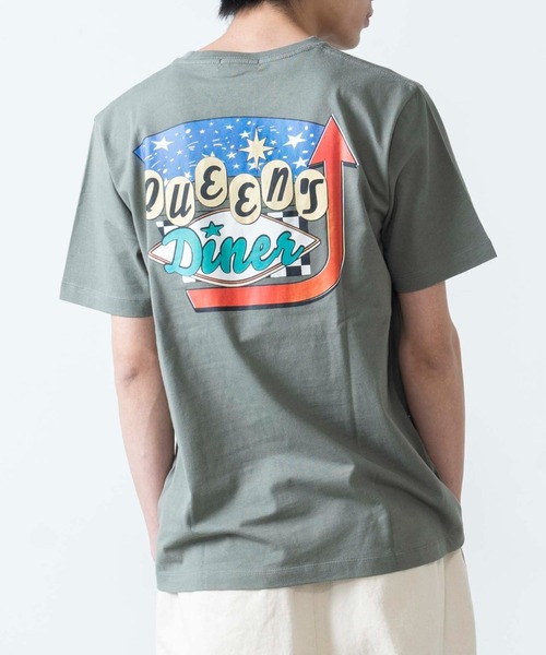 WEGO(ウィゴー)の「WEGO/アメリカンロゴプリントTシャツ(Tシャツ/カットソー・メンズ・カーキ/スミクロ・X-LARGE/SMALL/MEDIUM/LARGE)」の2枚目の写真