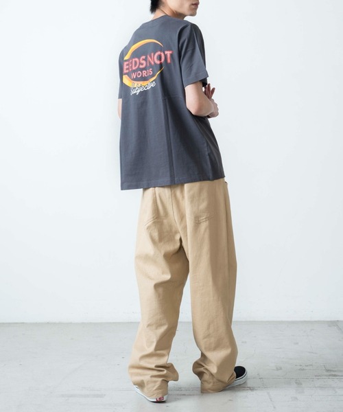 WEGO(ウィゴー)の「WEGO/アメリカンロゴプリントTシャツ(Tシャツ/カットソー・メンズ・カーキ/スミクロ・X-LARGE/SMALL/MEDIUM/LARGE)」の4枚目の写真